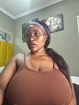 Bustygoddess32 online show from February 2025 10:17:02 PM