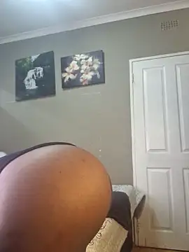 Bustygoddess32 online show from March 2025 07:49:02 PM