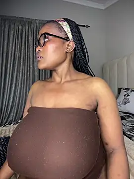 Bustygoddess32 online show from April 2026 10:00:02 PM