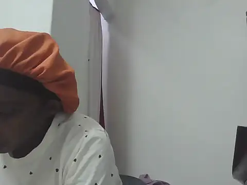 Sexxybella27 online show from September 2025 08:43:01 PM