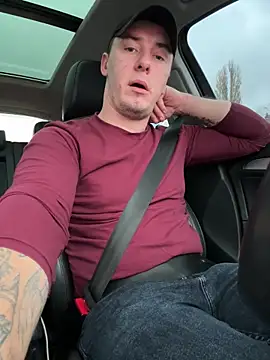 KristiDan online show from November 2025 06:12:01 AM