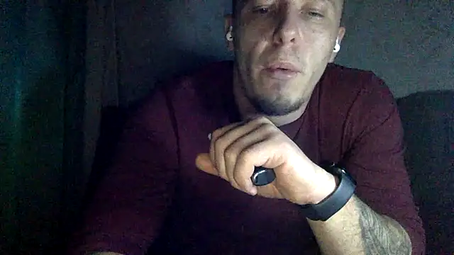 KristiDan online show from December 2025 09:52:02 PM