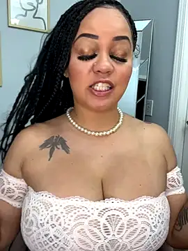 DestineeJayde online show from September 2025 01:40:02 AM