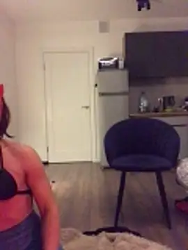 BigAssKi online show from February 2026 08:18:02 PM