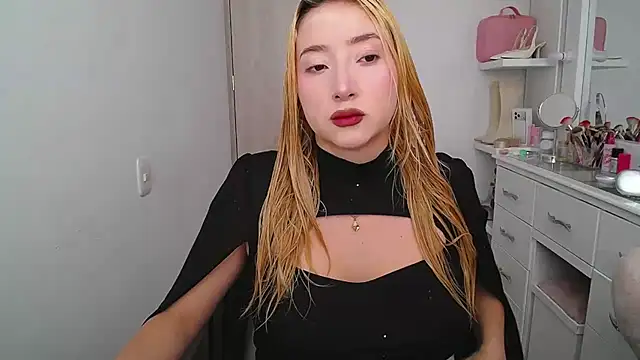 Snapshot of Barbie_girl_69 chatting on July 2026 08:57:02 PM Barbie girl 69 online show from July 2026 08:57:02 PM