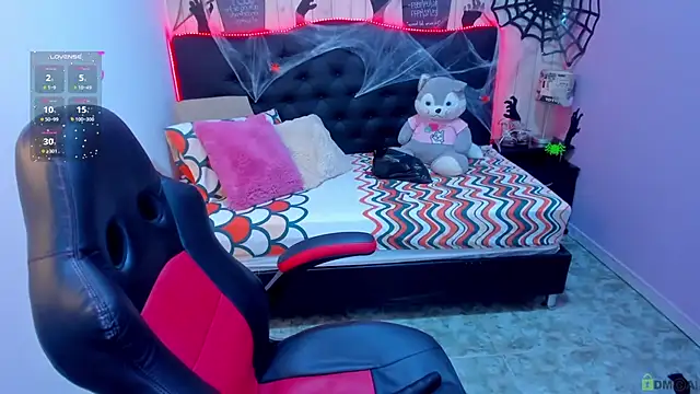 julieth love  online show from October 2025 01:07:01 PM