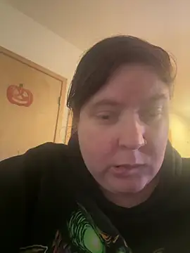 Snapshot of Sexy_Little_SlutAriel chatting on January 2025 02:58:01 PM Sexy Little SlutAriel online show from January 2025 02:58:01 PM