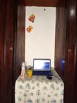 The-Peach-Flexer online show from November 2025 09:21:02 PM