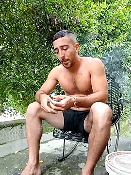 sebasxx97 online show from March 2025 04:03:02 PM