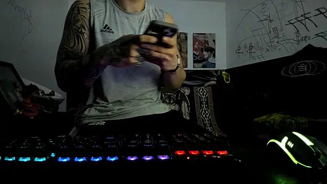 Sisoyalejo420 online show from October 2025 01:23:04 PM