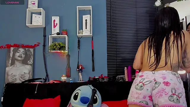 Alaia Asuka online show from January 2025 03:12:02 PM