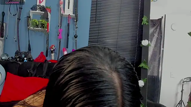 Alaia Asuka online show from January 2025 05:32:01 PM