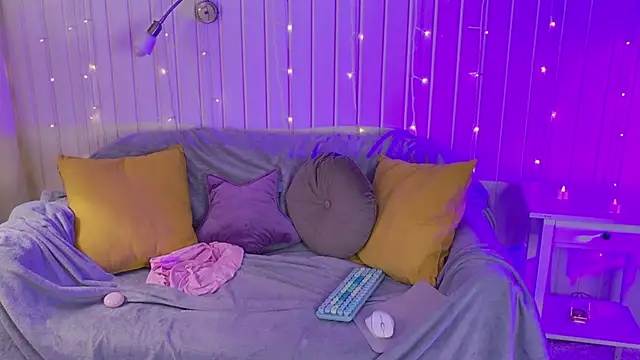 Snapshot of Beatrica_Klein chatting on March 2026 03:59:02 PM Beatrica Klein online show from March 2026 03:59:02 PM