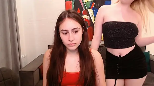 AliceKolltt online show from February 2025 06:17:01 PM