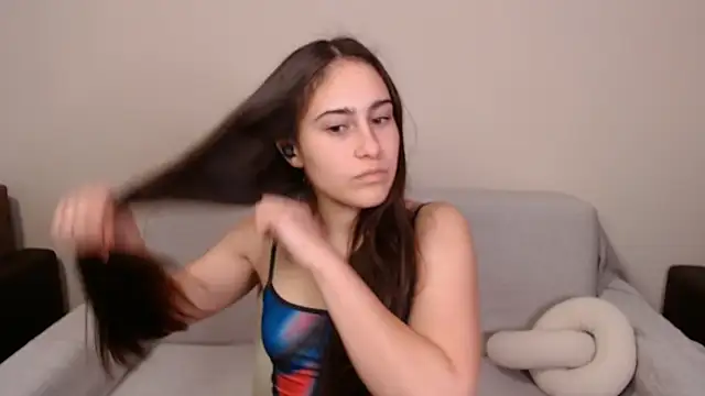 AliceKolltt online show from March 2025 12:25:01 PM