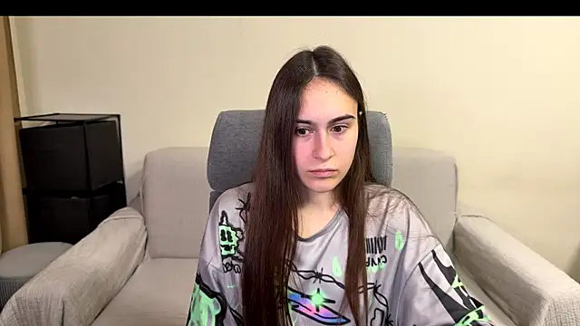 AliceKolltt online show from December 2025 02:37:01 PM