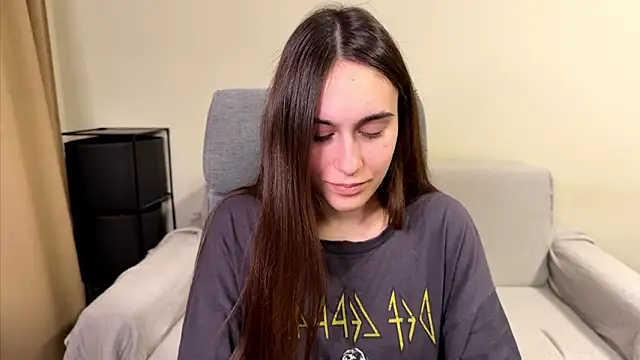 AliceKolltt online show from March 2026 10:15:01 PM