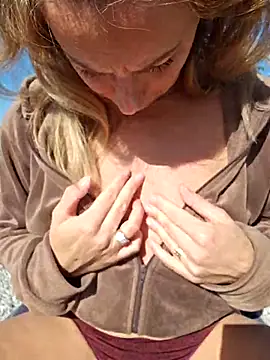 angela 88 online show from November 2025 11:10:01 AM