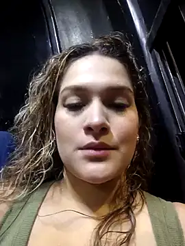 Sara smiiith211 online show from March 2025 11:49:01 PM