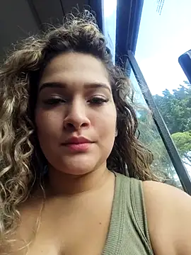 Sara smiiith211 online show from March 2025 07:14:02 PM