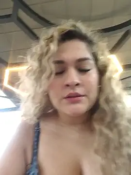 Sara smiiith211 online show from January 2026 11:42:01 PM