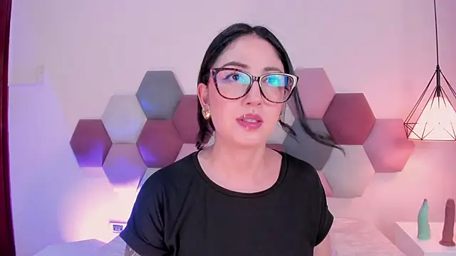 Emilywatsonn online show from March 2026 12:29:01 AM