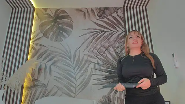 Samaantha-White online show from November 2025 11:42:02 AM