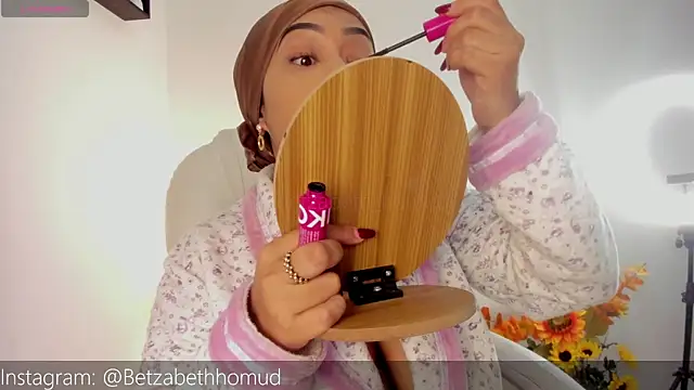 BetzabethHomud0 online show from April 2026 10:48:02 PM