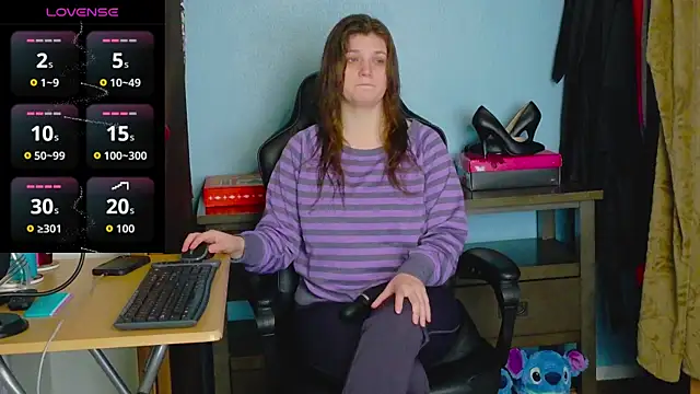 TreeJeanne online show from December 2025 04:22:01 PM