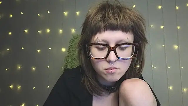 kortny yo online show from March 2025 03:54:01 AM