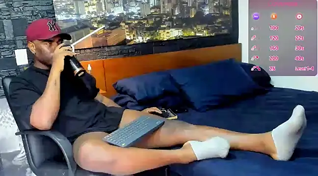 thomas santtos1 online show from February 2025 12:19:01 PM