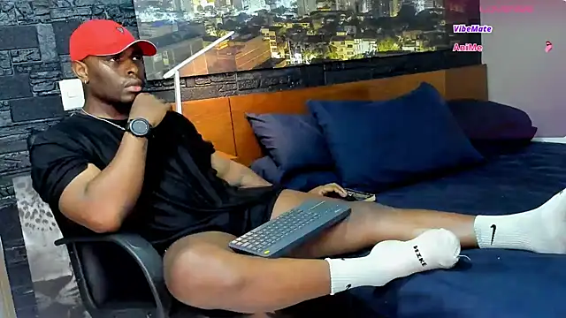 thomas santtos1 online show from March 2025 09:37:01 PM