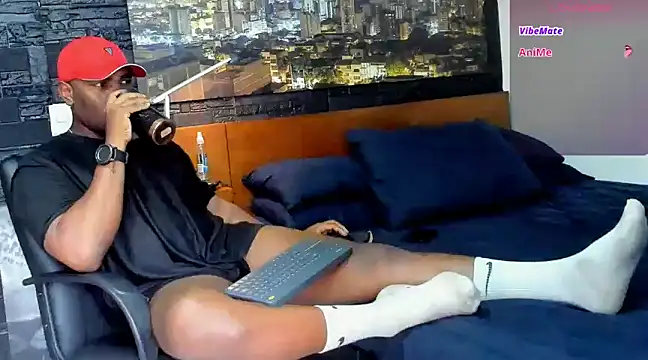 thomas santtos1 online show from March 2025 01:01:02 PM