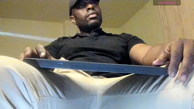 Snapshot of thomas_santtos1 chatting on July 2026 03:45:01 AM thomas santtos1 online show from July 2026 03:45:01 AM
