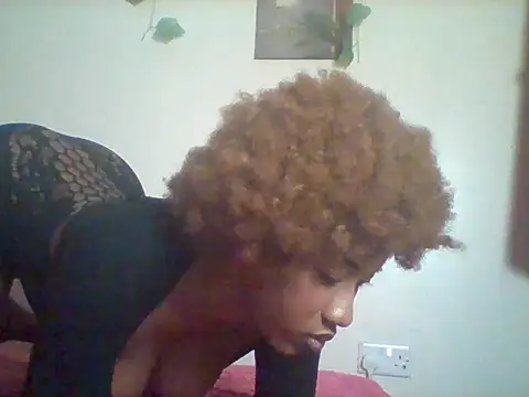 Snapshot of Queeen_model chatting on March 2026 09:29:02 PM Queeen model online show from March 2026 09:29:02 PM