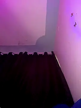 Cherrytowild online show from November 2025 05:33:01 AM