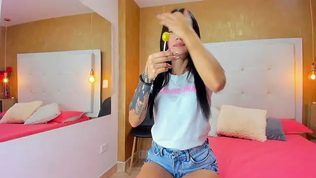 Little Jenni online show from February 2025 06:37:01 PM