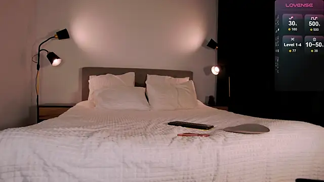 WOW-PeaCH-Girl online show from January 2026 02:06:02 AM