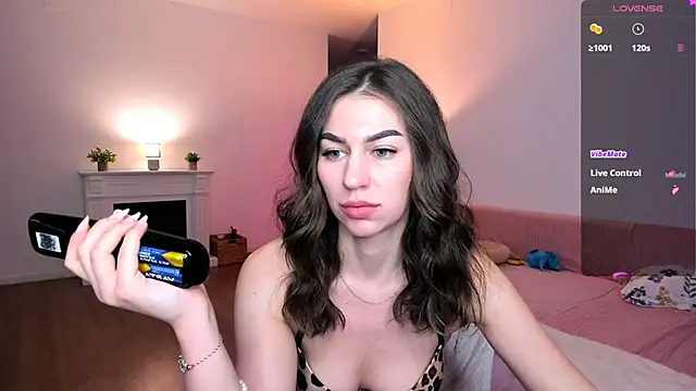 Snapshot of AnysaSmith chatting on April 2026 07:44:01 PM AnysaSmith online show from April 2026 07:44:01 PM