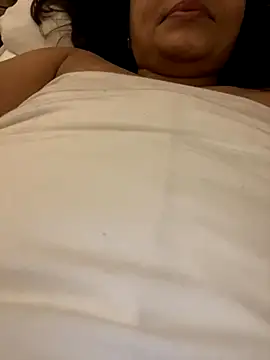 winterforu online show from November 2025 09:09:02 AM