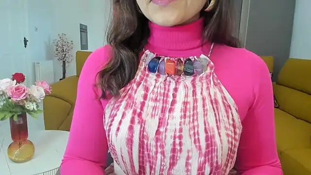 winterforu online show from December 2025 03:07:02 PM