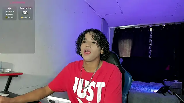 Noah Smith04 online show from April 2026 07:08:01 PM