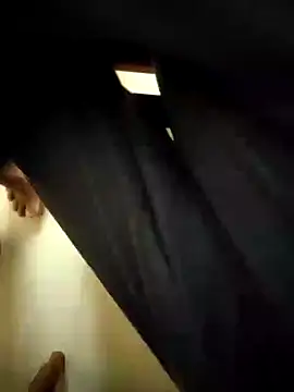 raj0592 online show from December 2024 01:17:02 PM