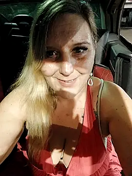 BecciDeluxe online show from September 2025 08:54:01 PM