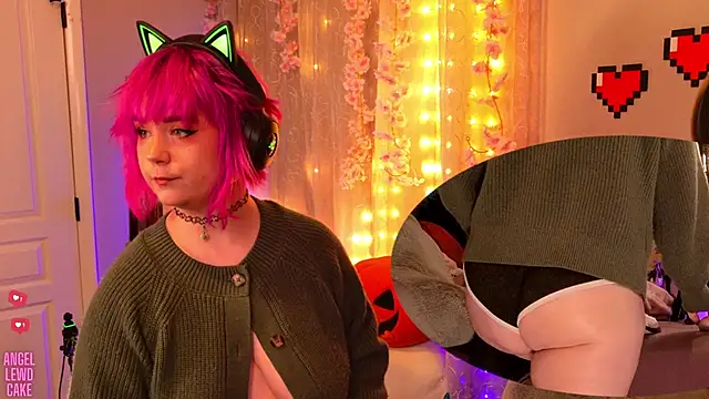 Angel-Lewd-Cake online show from November 2025 01:47:02 PM