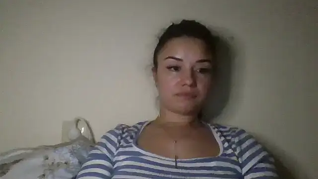 Linusya online show from November 2025 04:20:01 PM