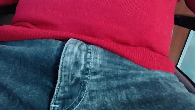 smoothandtiny online show from March 2025 02:55:02 PM