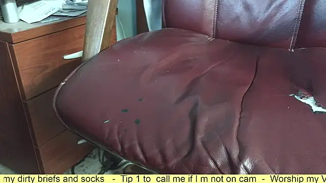 smoothandtiny online show from October 2025 06:30:02 AM