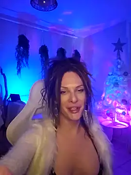 Snapshot of Luna_Kitanna chatting on December 2024 11:58:01 PM Luna Kitanna online show from December 2024 11:58:01 PM