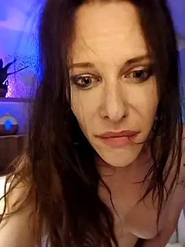 Snapshot of Luna_Kitanna chatting on March 2025 06:43:02 AM Luna Kitanna online show from March 2025 06:43:02 AM